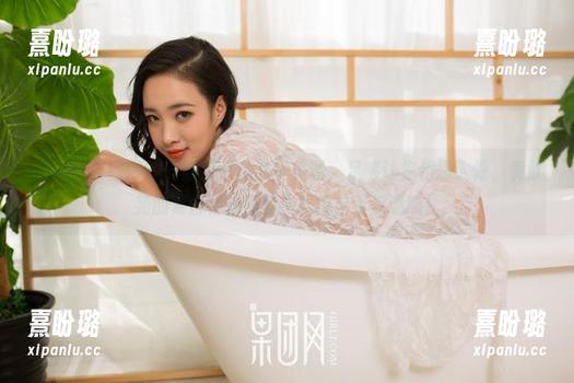 GIRLT果团网-黄歆苑 GIRLT果团网 - 一部好看的私房美图,足够让你相思入骨,黄歆苑的夏日特辑不刮冷风也自带凉意哦!