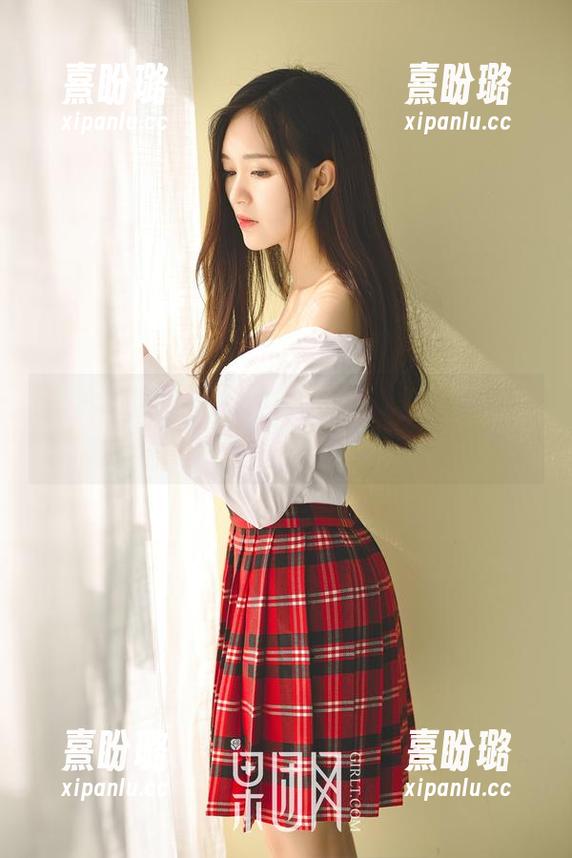 GIRLT果团网 果团网新鲜出炉:不只战略技巧,美女球迷场下交锋谁会胜利?