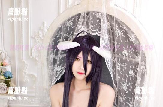 KaYa萱 精选写真:KaYa萱和她的Sirius,诶,这不是外星人学到的姿势吗?
