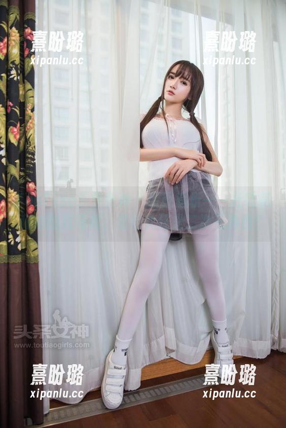 TouTiao头条女神-杜花花 TouTiao头条女神 - 原图解析——杜花花和她的双马尾,是仙女还是二次元角色?