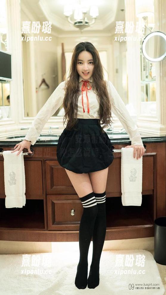 TuiGirl推女郎-安沛蕾 TuiGirl推女郎 - 安沛蕾的居家全套,原图中流露出一种怎么说呢,随性的态度?