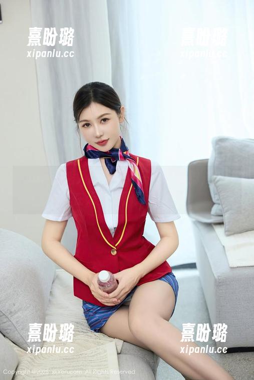 Xiuren秀人网-娜娜子呀 Xiuren秀人网 - 娜娜子呀的美脚,保证在无圣光下更迷人!