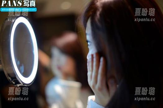 pans-沁沁 pans - 沁沁兔女郎,每一张套图都像是藏着一丢丢小心思的风铃