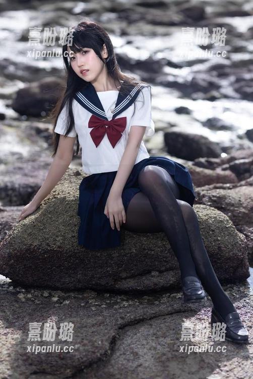 三无人型 玻璃心请避让,三无人型的棉袜写真集更新,嗨到飞起