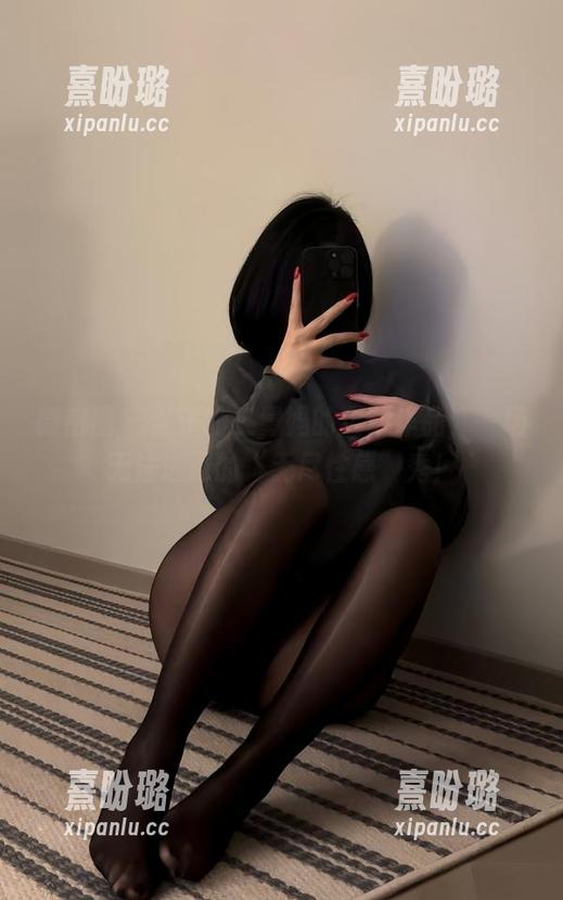 保守的二舅妈 微密圈 - 保守的二舅妈的定制作品,一场无法逃避的“无尽性感”秀!