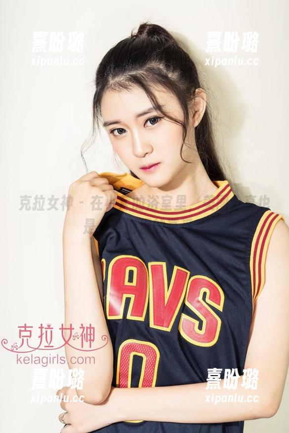 克拉女神-小芹 克拉女神 - 在小芹的浴室里,美图分享也是一种泡澡的享受。