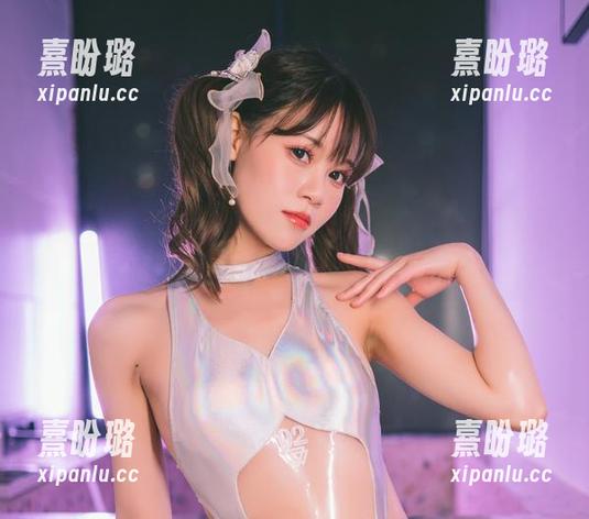 千反田鹿子又出新花样——美图与英梨梨皮衣相遇，资源不藏着，赶紧翻出来！