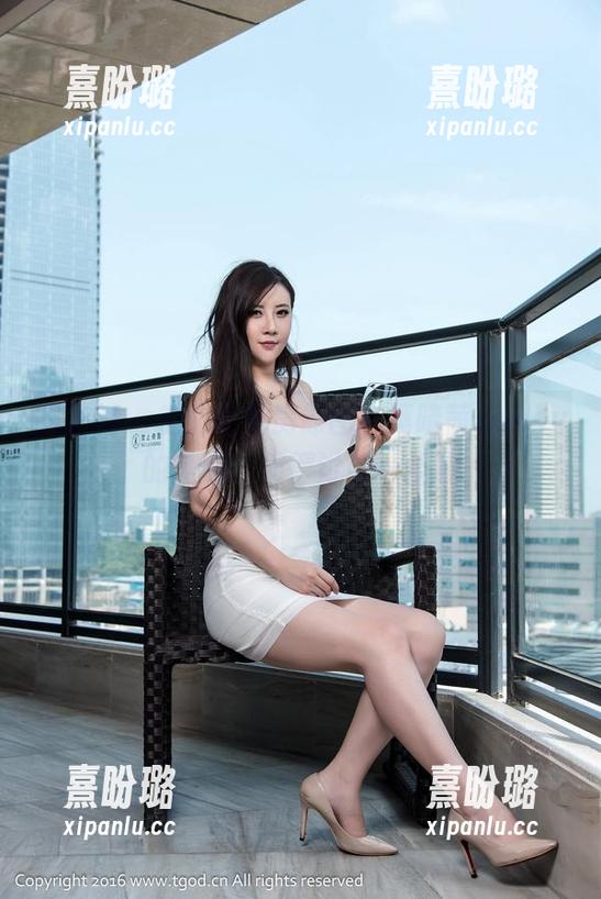 推女神 - 走心的私房原图！莫晓茜sunny的美腿，值得讨论一整晚