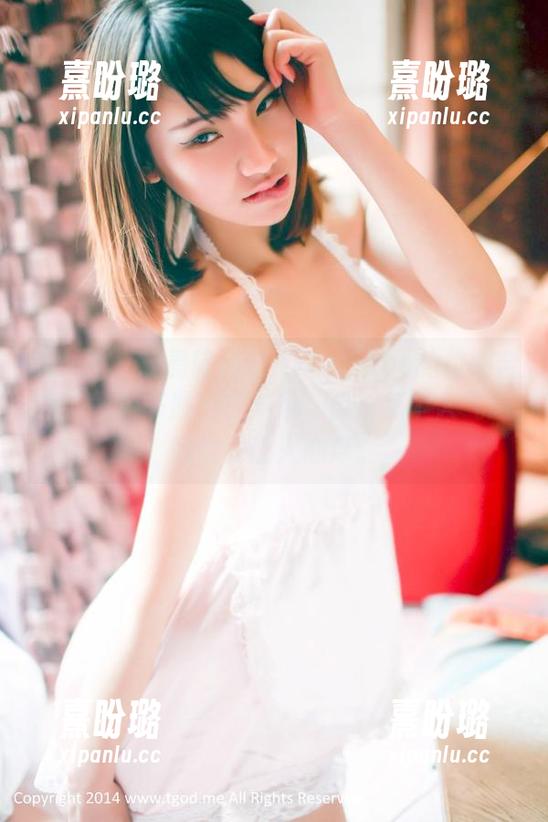 推女神-陈嘉瑶AYomiabe 推女神 - 观看陈嘉瑶AYomiabe的校服合集,教科书般的古早风,再加点个人气息好像更让人心痒。