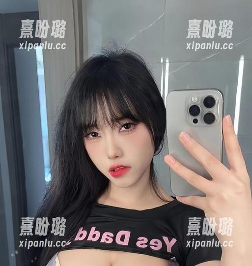 琳铛铛 微密圈 - 原图?还是琳铛铛的连体衣合集?一时间难以抉择。