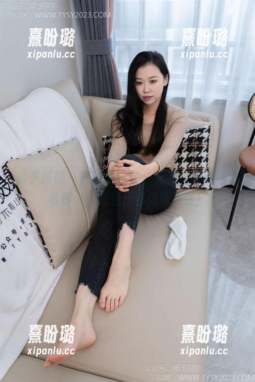 甜予摄影-艺艺 甜予摄影 - 艺艺的皮鞋,无圣光却隐隐透着倩影,图包任你随意下载!