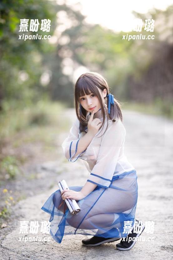 胡桃猫Kurumineko 图包里的胡桃猫Kurumineko和她的牛仔裤,让人只能说:太会了!