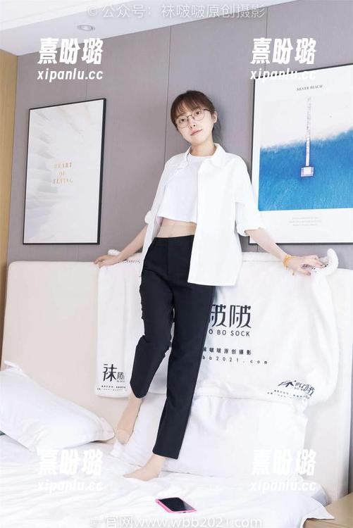 袜啵啵-小奶熊 袜啵啵 - 每个小奶熊心中都有一双全套VANS鞋,这个作品正是灵魂的步伐