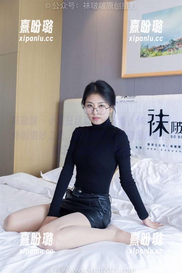 袜啵啵-小甜豆 袜啵啵 - 小甜豆这款珠光白丝,体会到身体的微妙之处,脚尖的设计真的很控啊!别忘了去图库下载哦