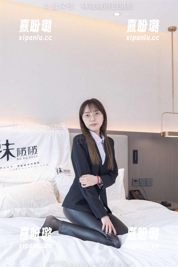袜啵啵-芝士 袜啵啵 - 红裙合集:宅家也能在线一睹芝士风采