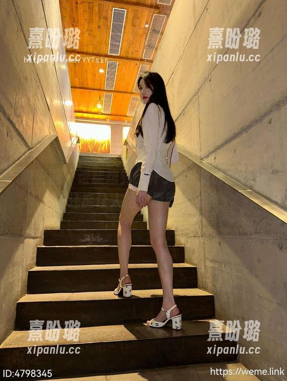 轩子巨2兔 微密圈 - 谁能想到,轩子巨2兔的兔女郎还能让人捡到原图合集?
