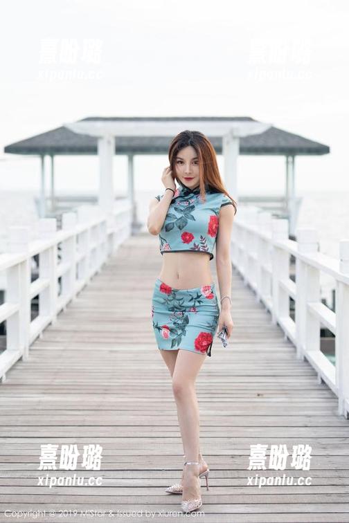 魅妍社 - 杨晨晨sugar的圣诞美图，居然让我思考：这还带不带元素？还是单列个节日就够了？